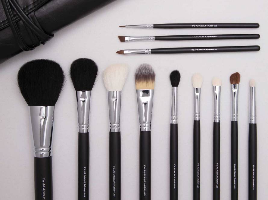 10 Must-Have Make-Up Products for Every Occasion